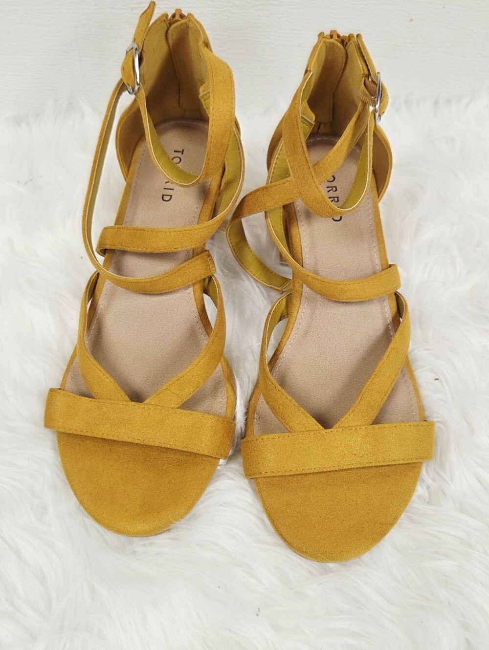 Torrid 9.5 Ww Extra Wide Mustard Strappy Block Heel Sandal - Picture 10 of 13